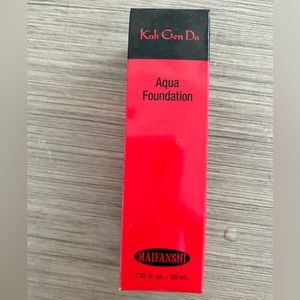 Koh Gen Do Maifanshi Aqua Foundation color 002